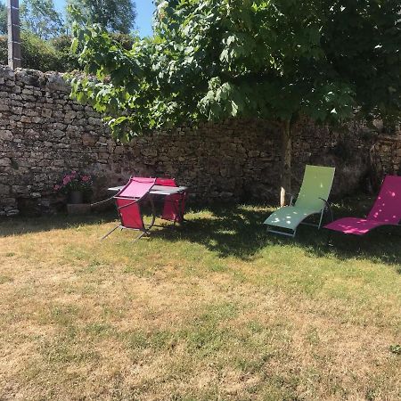 Gite Montalies Sévérac-le-Château Екстериор снимка